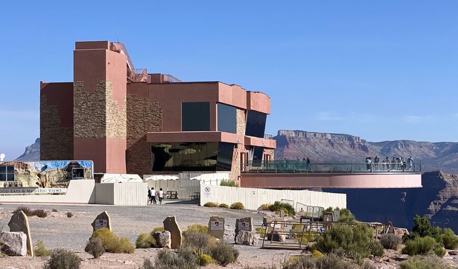 Las Vegas:Grand Canyon West Tour, Ranch Lunch, Skywalk Entry - Who should book this Grand Canyon West tour?