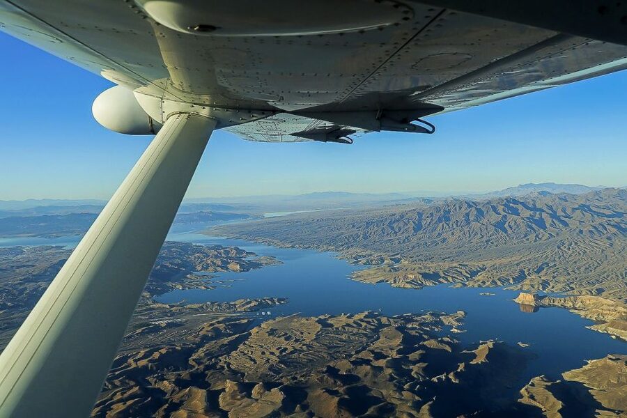 Las Vegas: Roundtrip Flight to Grand Canyon & Hummer Tour - Lunch beside one of the world’s great views