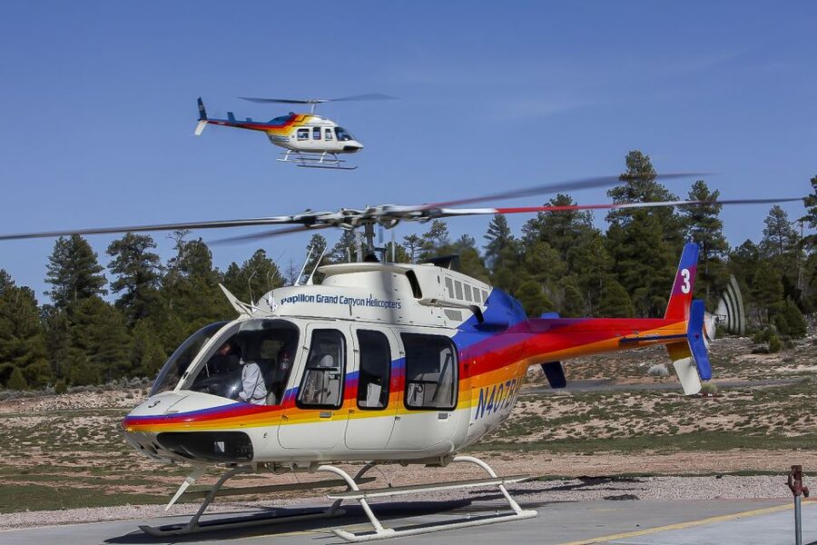 Las Vegas: Roundtrip Flight to Grand Canyon & Hummer Tour - The optional helicopter flight over both rims