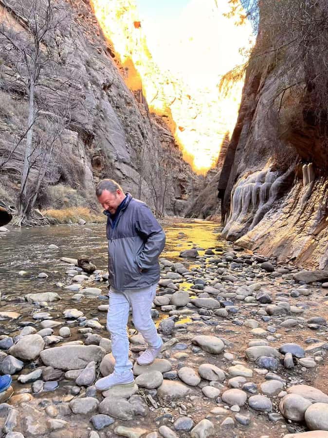 Las Vegas: Zion National Park Group Tour with Lunch - Early hotel pickup and the ride to Utah