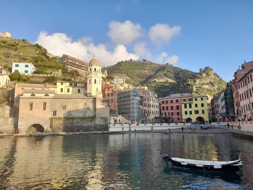 Lemon tour with Limoncino and Wine tasting in Vernazza (Cinque Terre) - What arrives at the table
