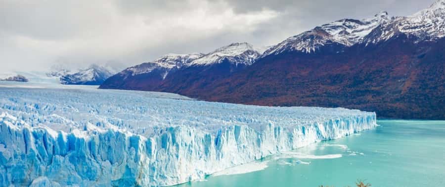 Los Glaciares National Park and Perito Moreno Glacier Tour - Waiting for ice calving