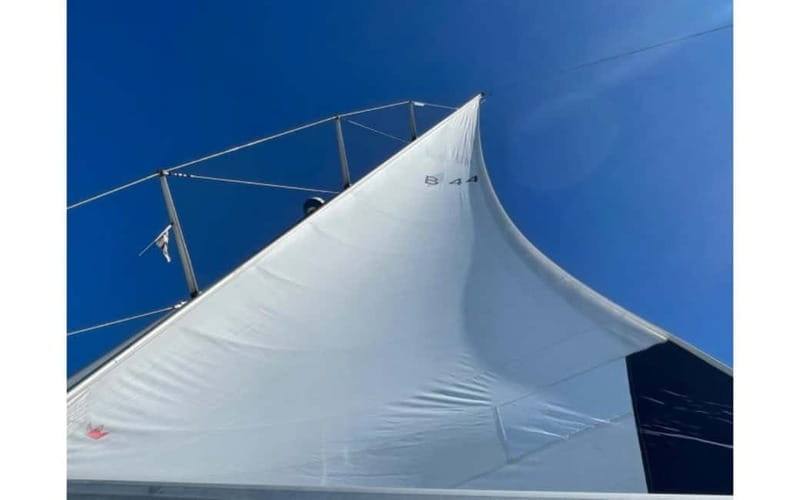 Maddalena Archipelago: Full-Day Sailboat Tour with Lunch - Pasta lunch with Sardinian touches