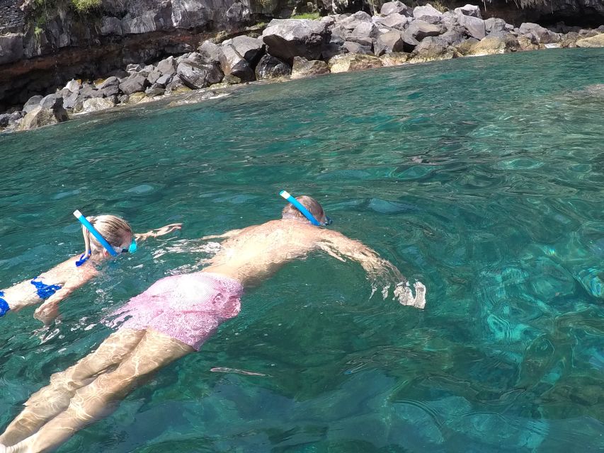 Madeira: Garajau Nature Reserve Kayak and Snorkel Tour - What the guides add to the experience
