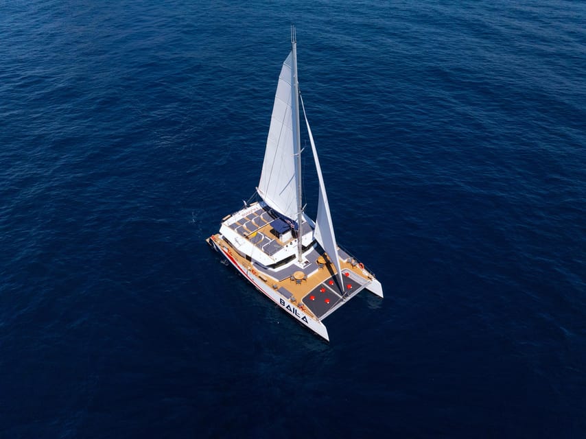 Marseille: A day on a catamaran in the Calanques - All inclusive - What Samba feels like on board