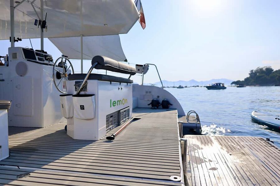 Marseille: Calanques Catamaran Tour & Standup Paddle - Morning Calm or Afternoon Light