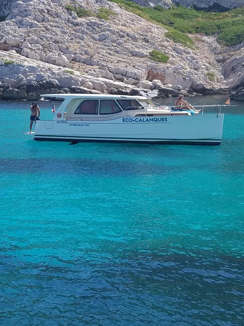 Marseille: Calanques Eco Boat Cruise with Lunch and Wine - Who will enjoy this day most?