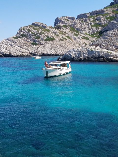 Marseille: Calanques Eco Boat Cruise with Lunch and Wine - From Château d’If to the Frioul archipelago