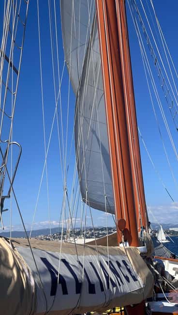 Marseille: Calanques Sailing Cruise with Lunch and Wine - Meeting at Marseille’s Old Port at 10:00 AM