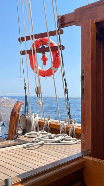 Marseille: Day sailing in the heart of the Calanques with organic lunch and wine - Prado Beach and Île Maïre on the way south