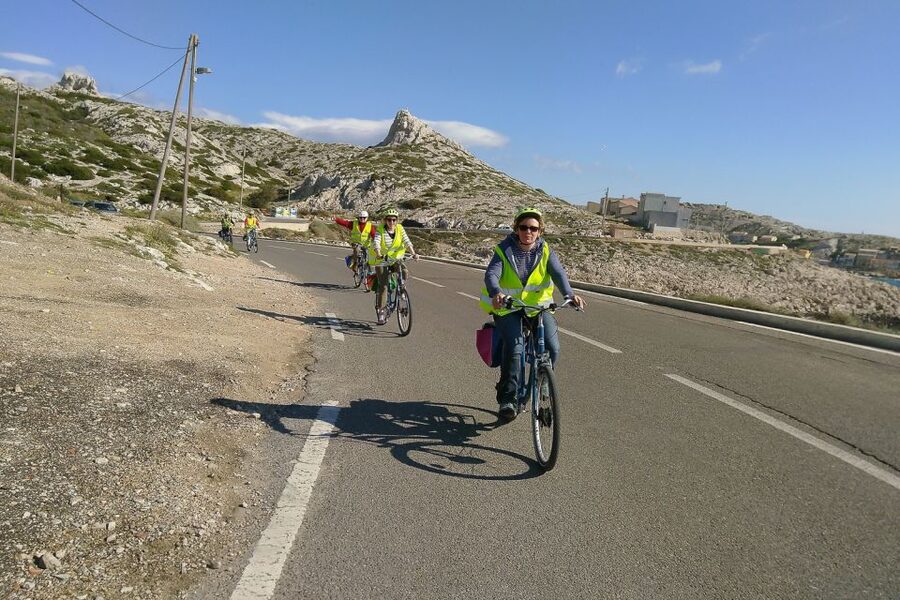Marseille: Full-Day Guided E-Bike Coast & Calanques Tour - Starting at Pharo Palace and the Vallon of Auffes