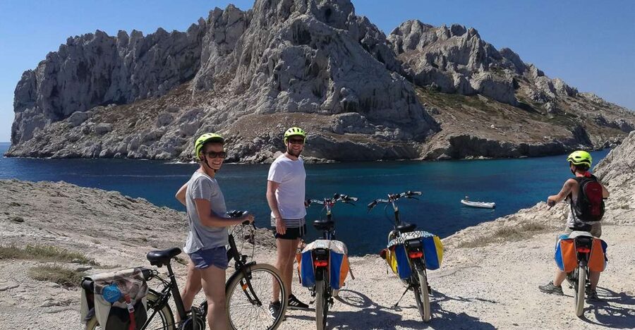 Marseille: Full-Day Guided E-Bike Coast & Calanques Tour - What the Guides Add