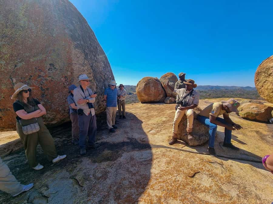 Matobo Hills Day Trip with Rhino Tracking - The drive from Bulawayo into the hills