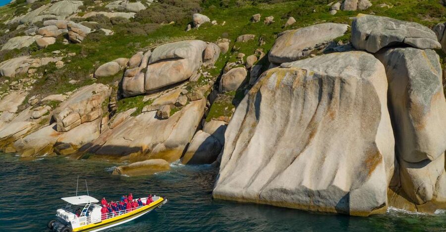 Melbourne: Wilsons Promontory Morning Wilderness Cruise - The guides make the difference