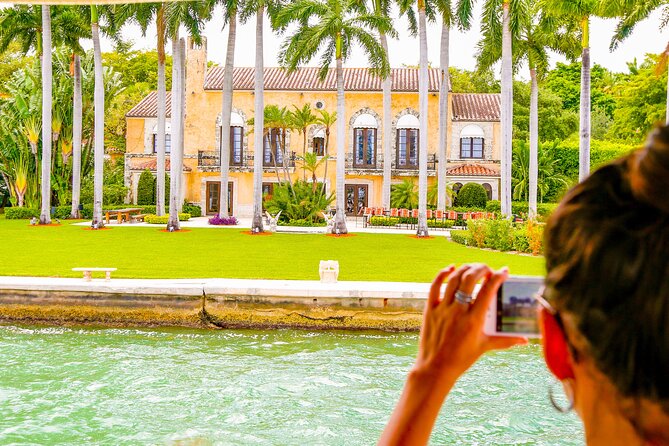 Miami Combo: City Tour, Biscayne Bay Cruise and Everglades Airboat Ride - Cruising Biscayne Bay and Millionaire’s Row
