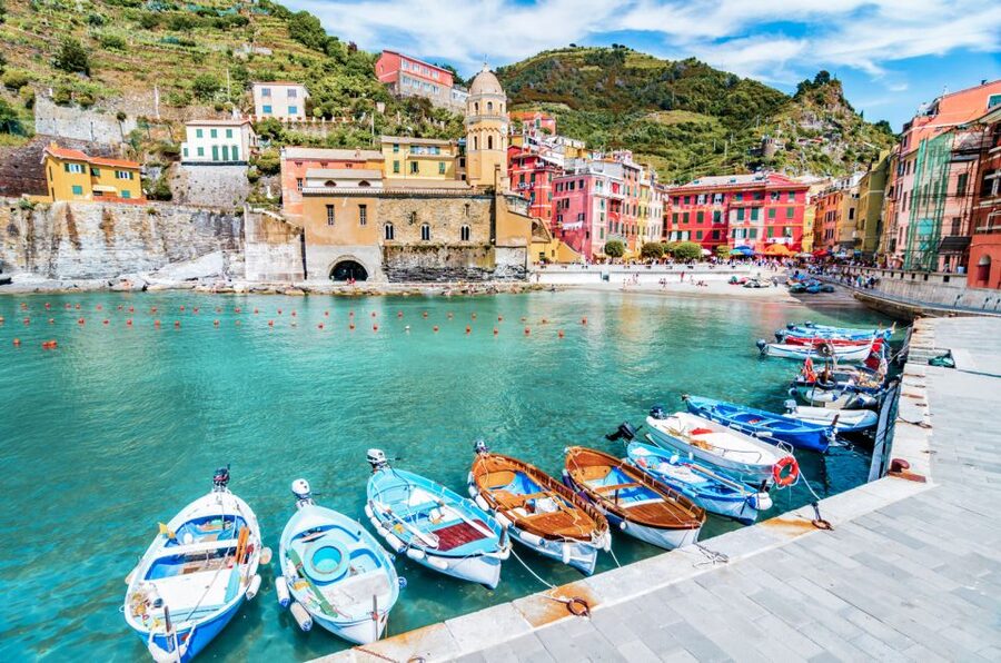 Milan: Cinque Terre Full-Day Guided Trip With Cruise - Monterosso: the best place for lunch and a longer pause