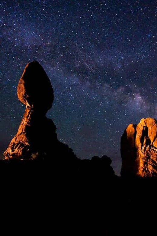 Moab: Arches National Park Morning Adventure Tour - Why an early morning visit works so well