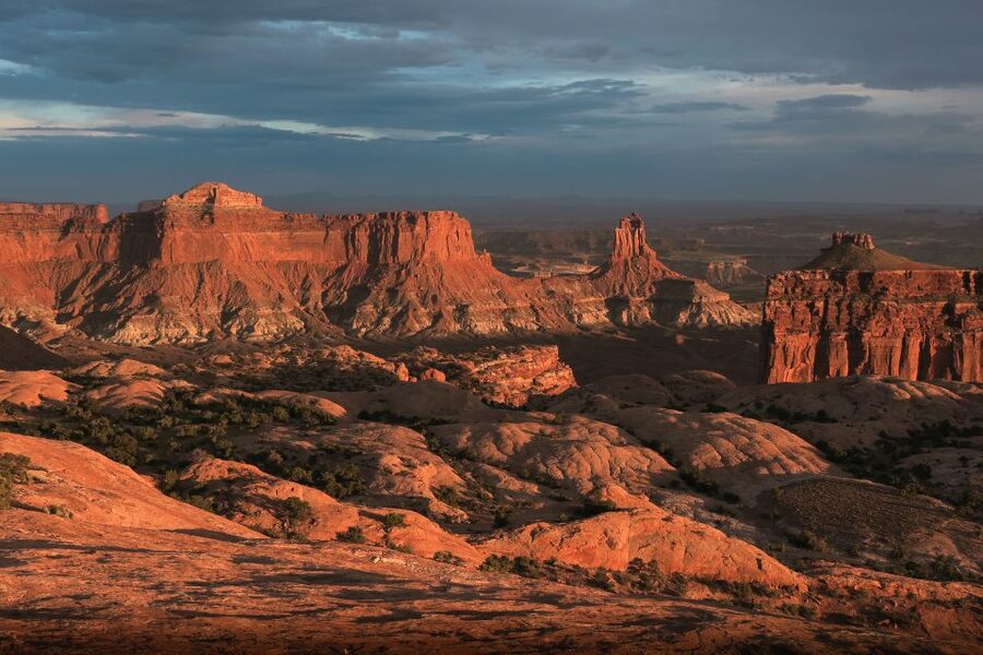 Moab: Canyonlands + Arches National Park Scenic Flight - Arches from above: a fast view of a famous park
