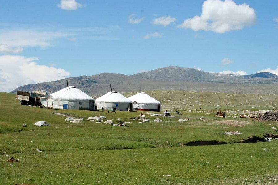 Mongolia: Genghis Khan Day Tour with Terelj National Park - Aryabal Monastery adds a quiet walk