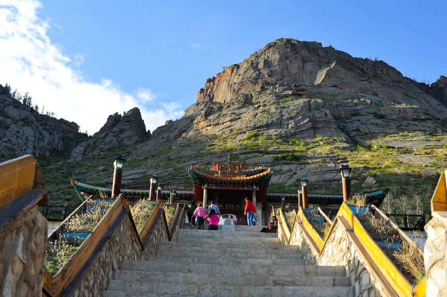 Mongolia: Genghis Khan Day Tour with Terelj National Park - What to pack for this half-day outing