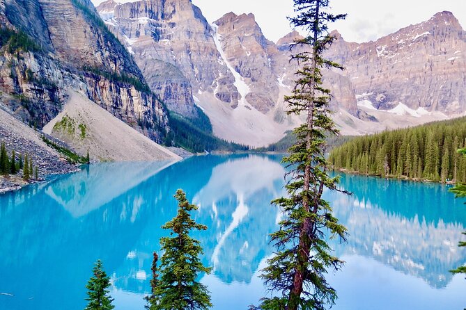 Moraine Lake, Lake Louise Johnston Canyon Banff National Park - Lake Louise gives you a second great view