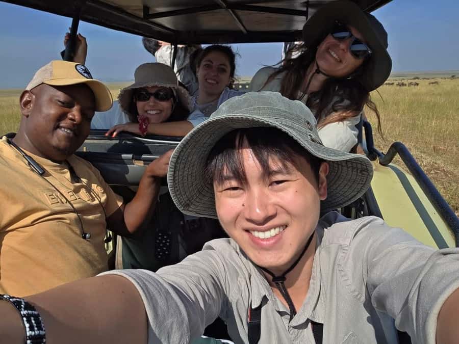Nairobi: 3-Days 2-Nights Maasai Mara Group Safari in 4x4 - What the $240 price really means