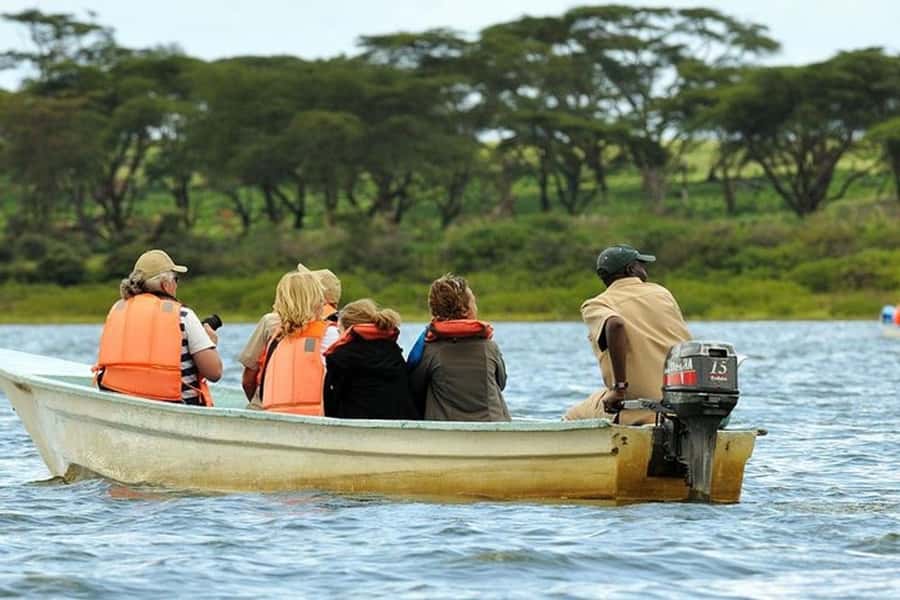 Nairobi: Nakuru National Park and Lake Naivasha Day Tour - Entering Lake Nakuru around 9 a.m.
