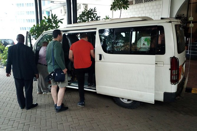 Nairobi National Park Half-Day Tour; Free Wi-Fi connection - The vehicle and Wi-Fi issue