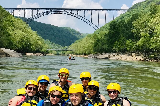 National Park Whitewater Rafting in New River Gorge WV - Why the Lower New River makes a fine rafting day