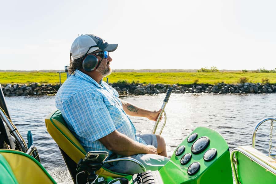 Orlando: Florida Everglades Wildlife Airboat Tour - Who should book this airboat ride?