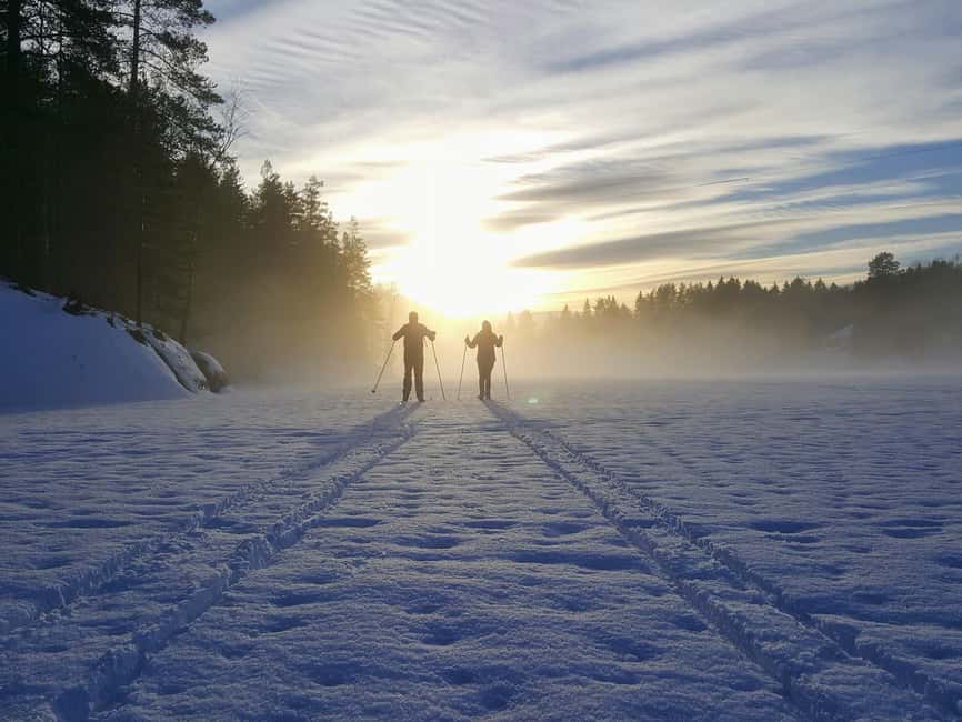 Oslo: Wilderness Skiing Tour with Lunch by the Fire - Lunch beside an open fire