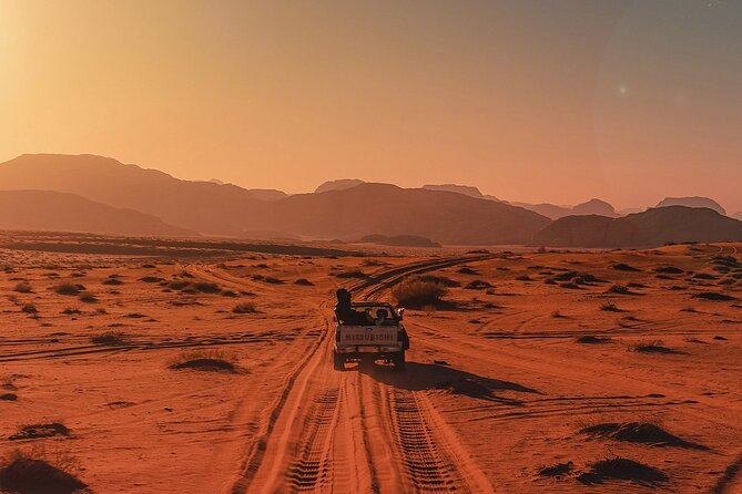Petra & Wadi Rum (1 Day Private tour) - Bedouin dinner and the 20 JD extra cost