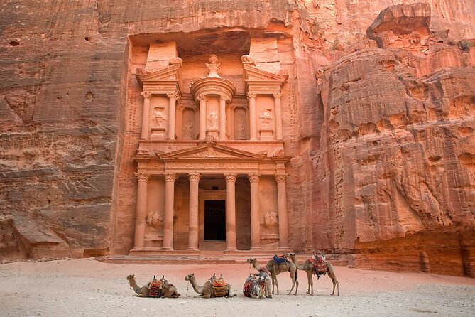 Petra Wadi Rum & Dead Sea - Three days private tour - Day one: the long road to Petra