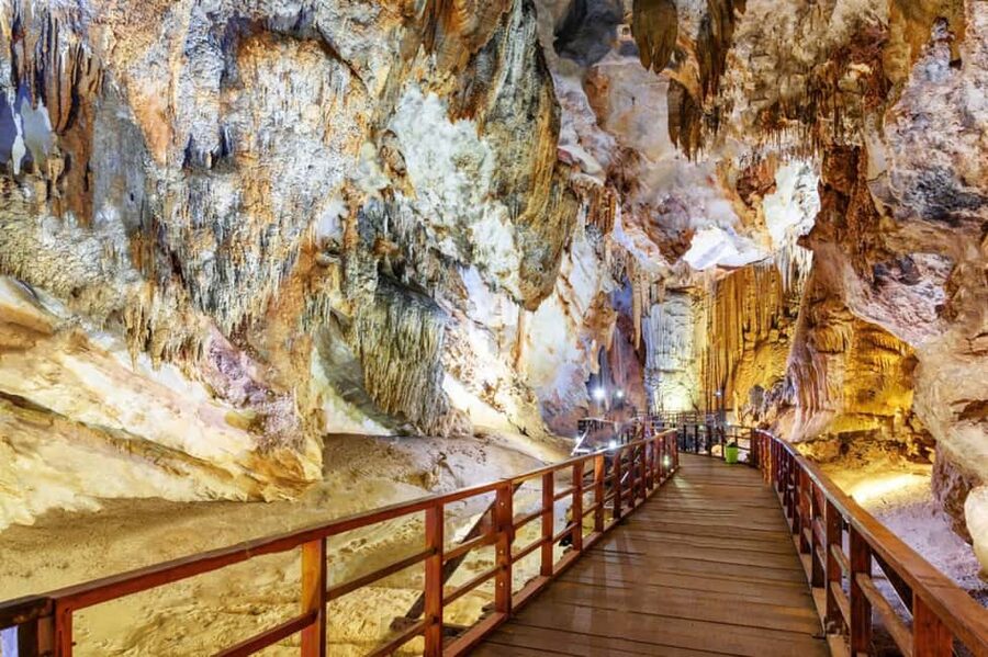Phong Nha National Park: Paradise Cave Half-Day Tour - Pickup from Hue, Dong Hoi, or Phong Nha
