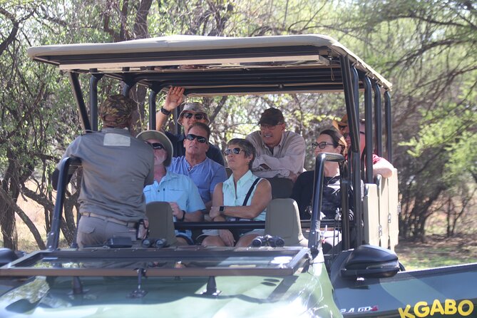 Pilanesberg Nature Reserve - The Chameleon African Curio Market