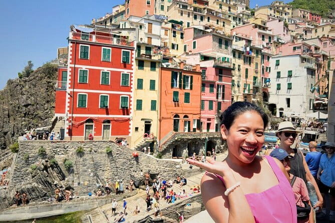 Pisa and Cinque Terre Day Trip from Florence in a Small Group - What your tour leader actually does