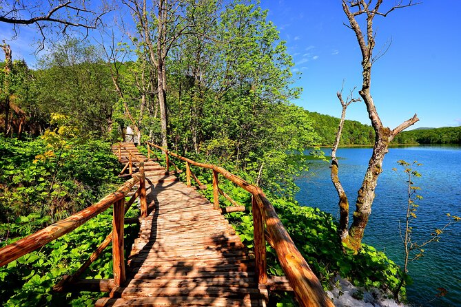 Plitvice Lakes National Park Admission Ticket - The lower lakes, Veliki Slap, and the first big views
