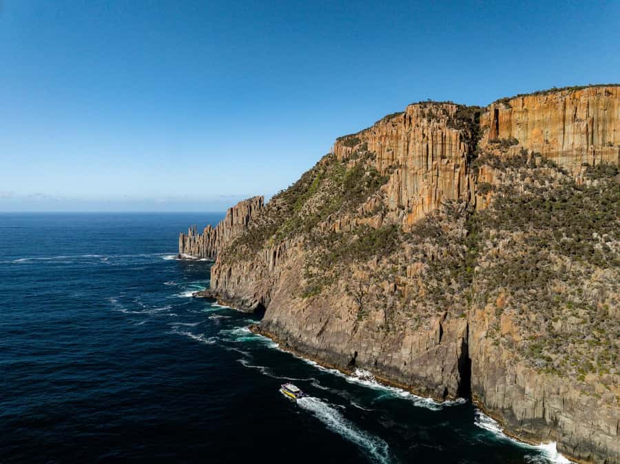 Port Arthur: Cape Raoul Wilderness Cruise - Cape Raoul’s giant rock columns