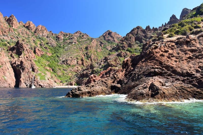 Porto: Scandola Nature Reserve and Creeks of Piana Boat Tour - Setting out from Ota toward Capo Rosso
