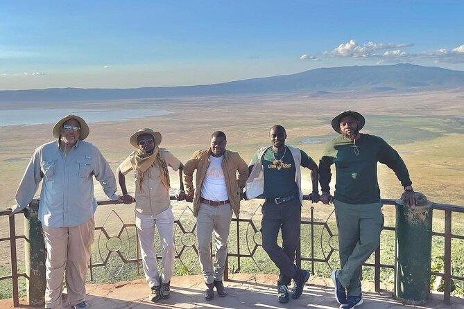 Private 6-Day Tarangire Manyara Crater and Serengeti with Mid-Range Lodges - Day 6: Lake Manyara’s forest, birds, and escarpment