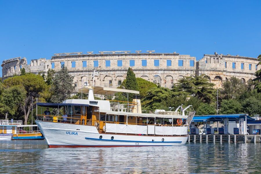 Pula: Brijuni National Park Sunset, Dolphins & Dinner Cruise - Small details that make the evening easier