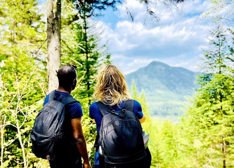 Quebec City: Guided Hike in Jacques-Cartier National Park - A three-hour walk through forest and river country