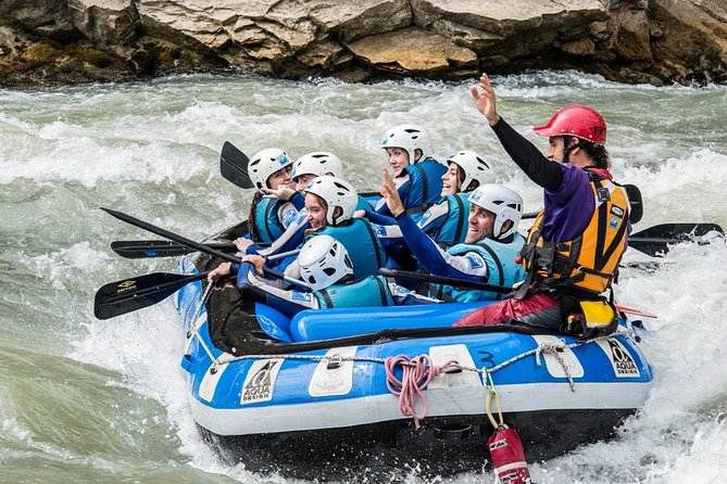 Rafting in Gallego River - Spain, Murillo de Gallego - UR Pirineos - Who will enjoy the Gallego River most?