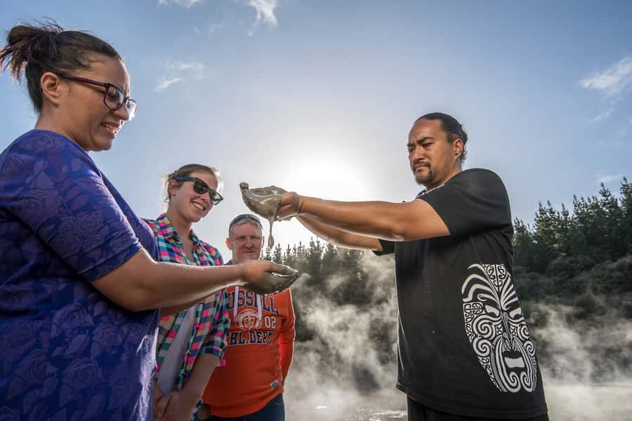 Rotorua: Hell's Gate Outdoor Mud Spa & Guided Walk - Timing, heat, and comfort