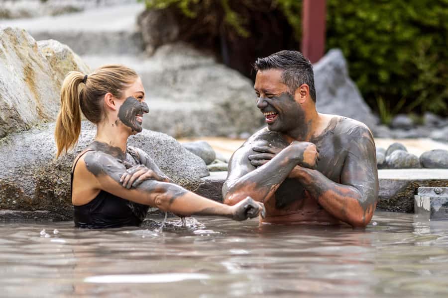 Rotorua: Hells Gate Outdoor Mud Bath & Spa Experience - Rinsing Off Before the Sulphur Spa