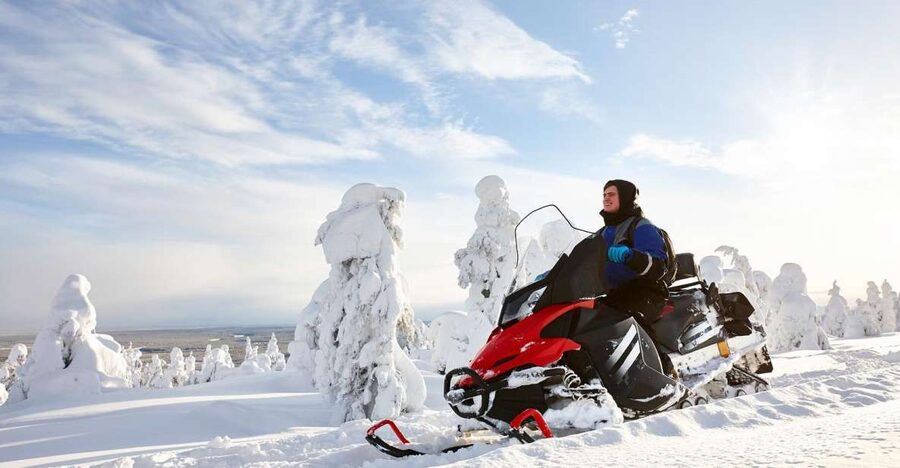Rovaniemi: Guided Wilderness Snowmobile Ride - The safety lesson comes before the speed
