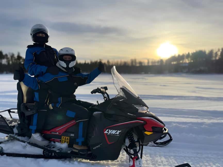 Rovaniemi: Guided Wilderness Snowmobile Safari & Barbeque - Photo stops and the value of slowing down