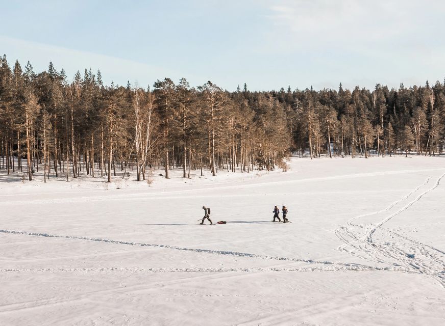 Rovaniemi: Winter Wilderness Snowshoeing Trip - Fire-making with bark resin and natural materials