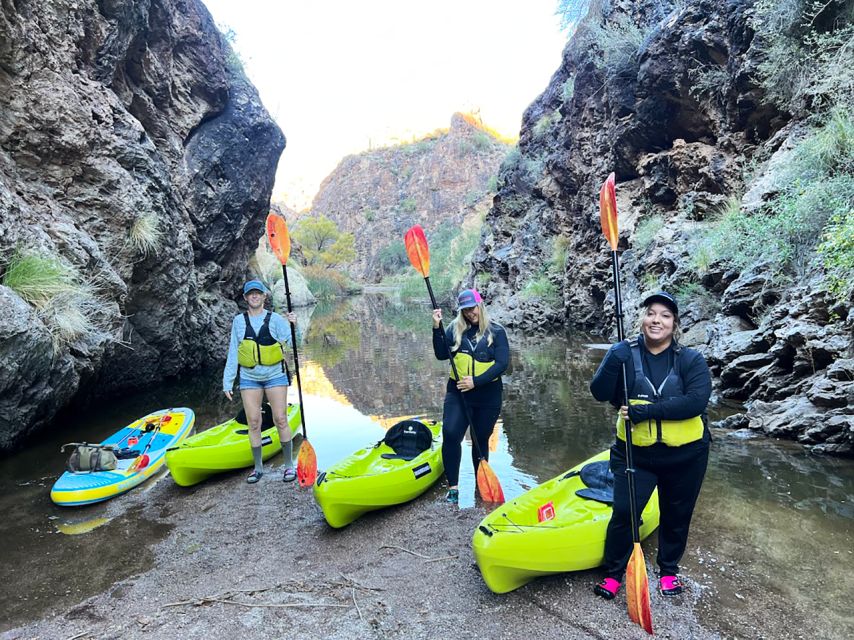 Saguaro Lake: Guided Kayaking Tour - Choosing between a single and two-person kayak