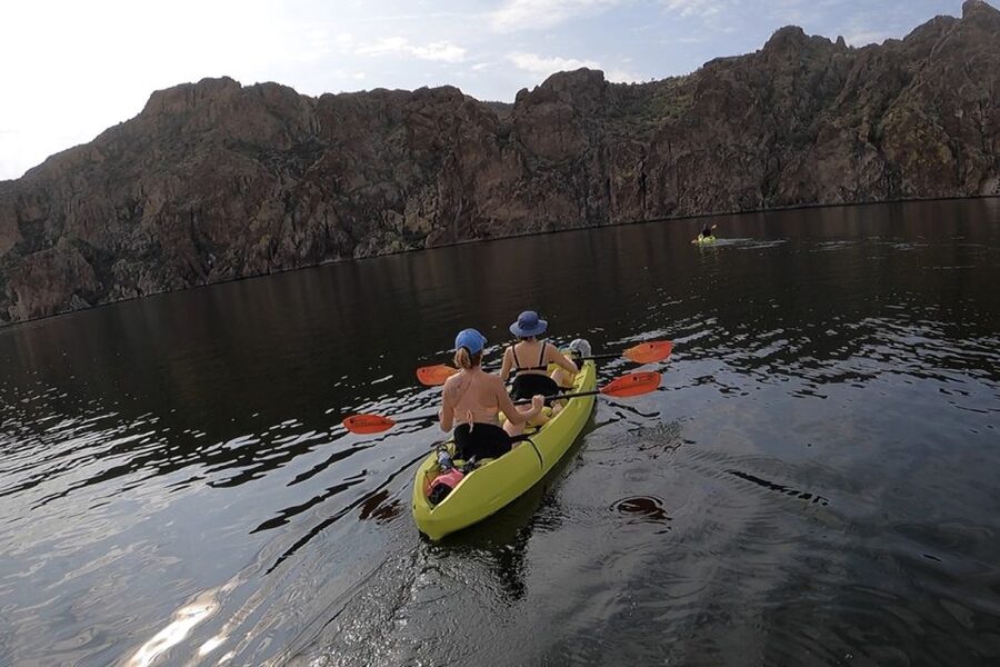 Saguaro Lake: Guided Kayaking Tour - Paddling toward Willow Springs Canyon